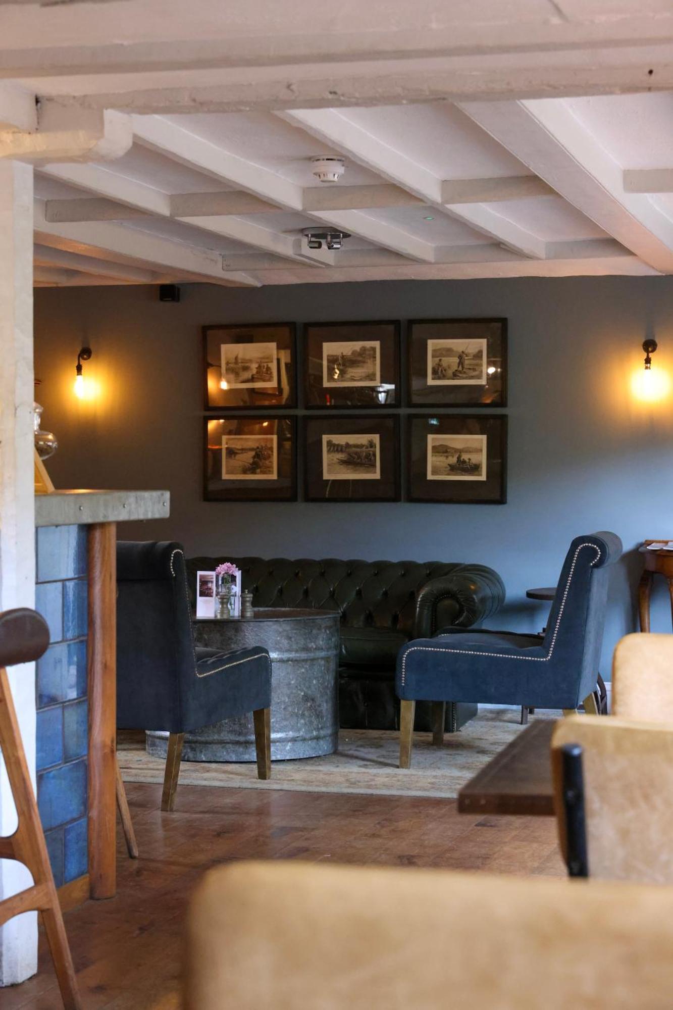 Hotel The Tickled Trout Maidstone Esterno foto